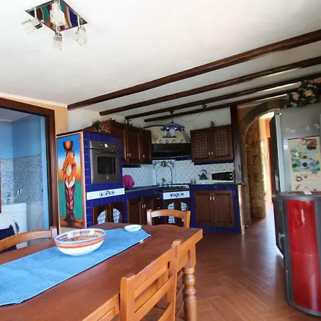 Lejlighed Kefa Holiday Peonia House *